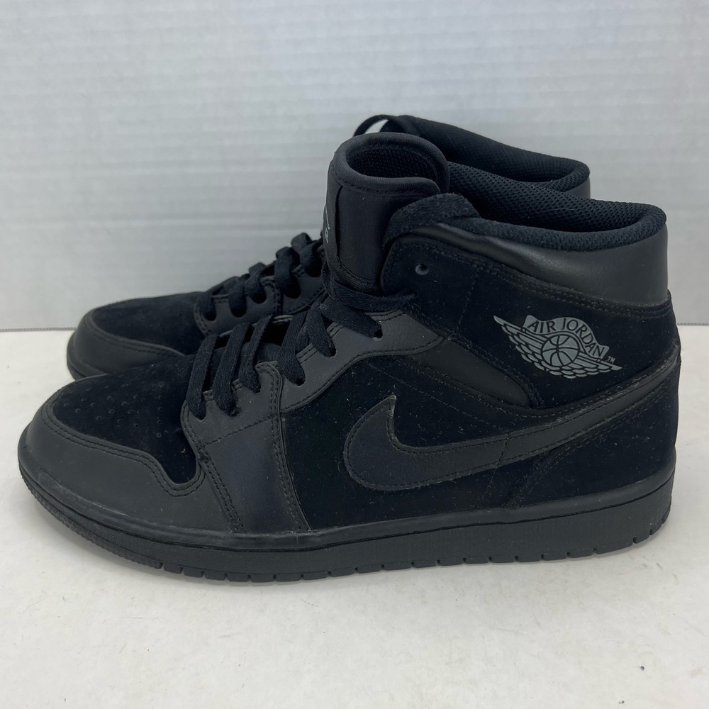 Air Jordan Nike sneakers triple black size 10